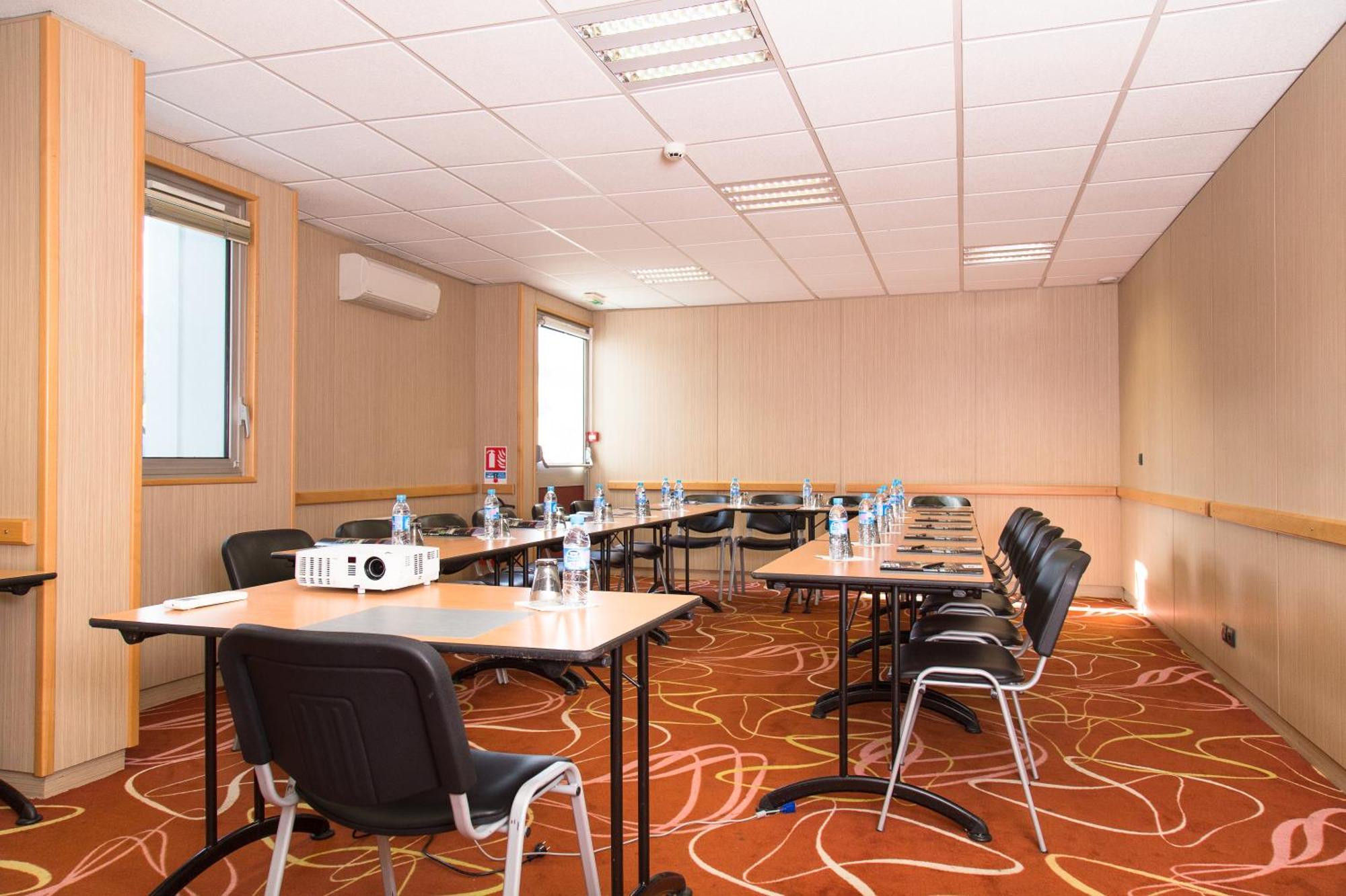 Brit Hotel Toulouse Colomiers - L'Esplanade ภายนอก รูปภาพ