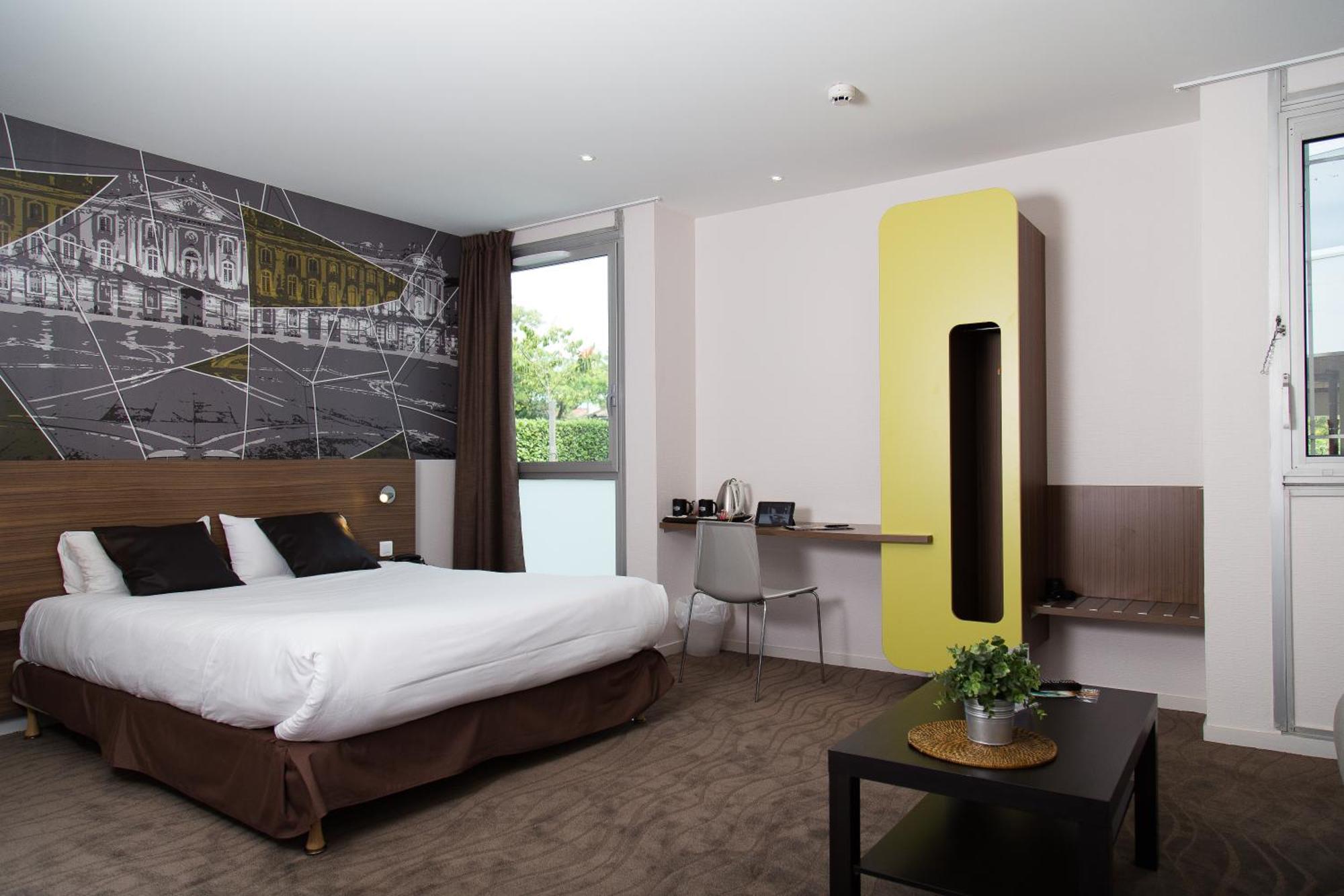 Brit Hotel Toulouse Colomiers - L'Esplanade ภายนอก รูปภาพ
