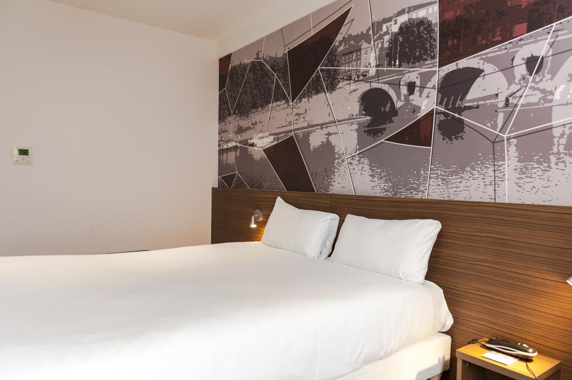 Brit Hotel Toulouse Colomiers - L'Esplanade ภายนอก รูปภาพ