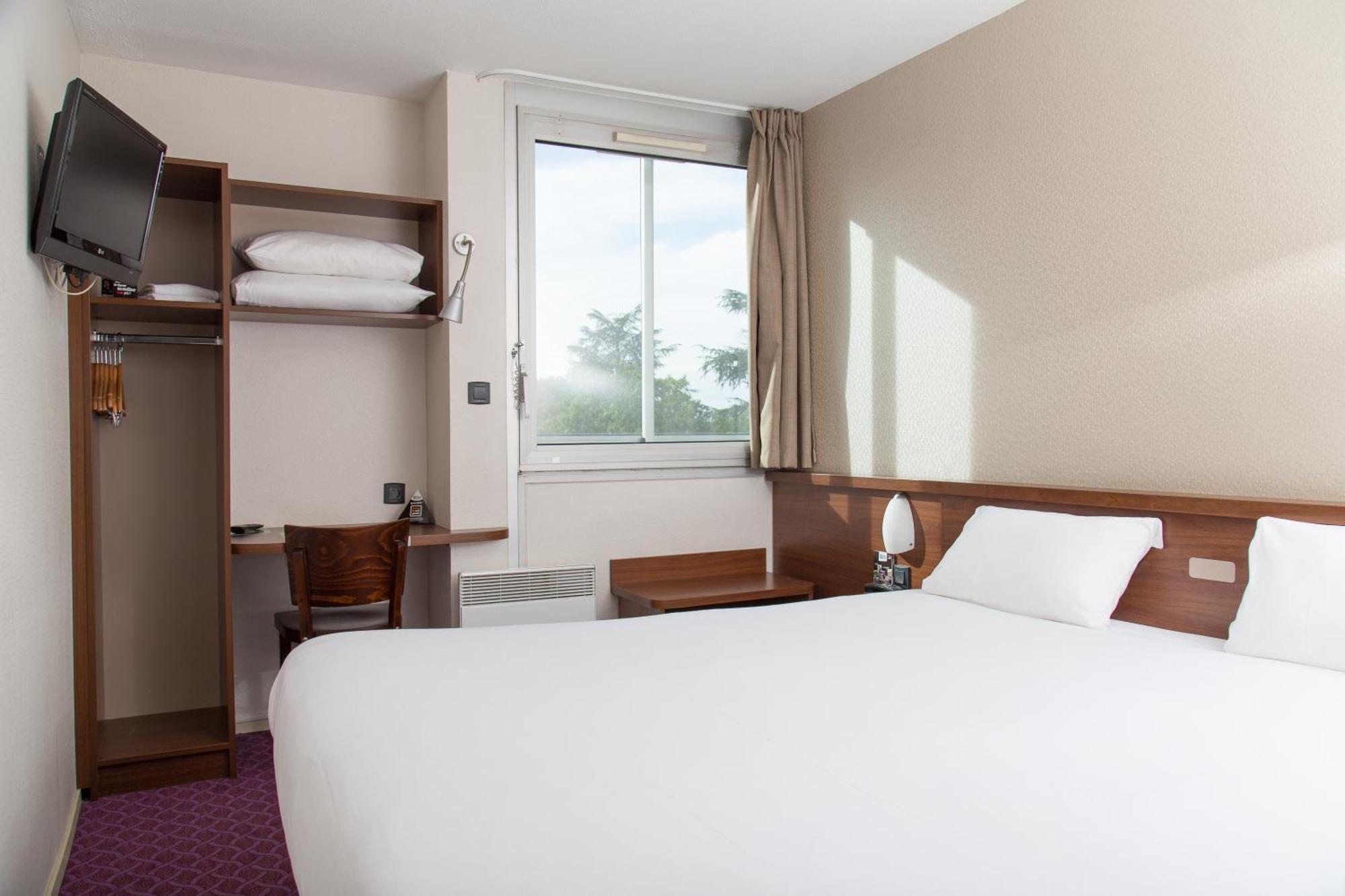 Brit Hotel Toulouse Colomiers - L'Esplanade ภายนอก รูปภาพ