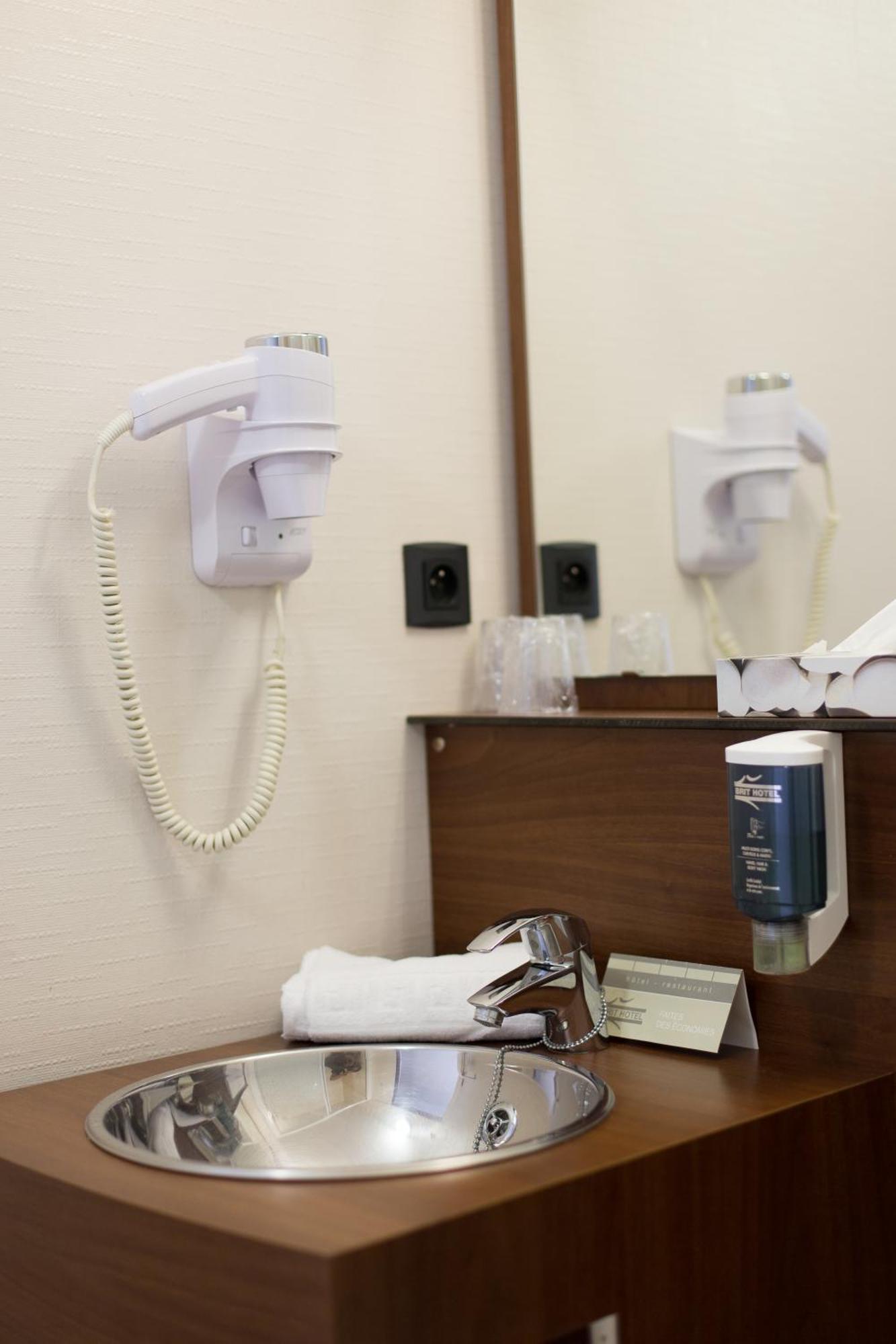 Brit Hotel Toulouse Colomiers - L'Esplanade ภายนอก รูปภาพ